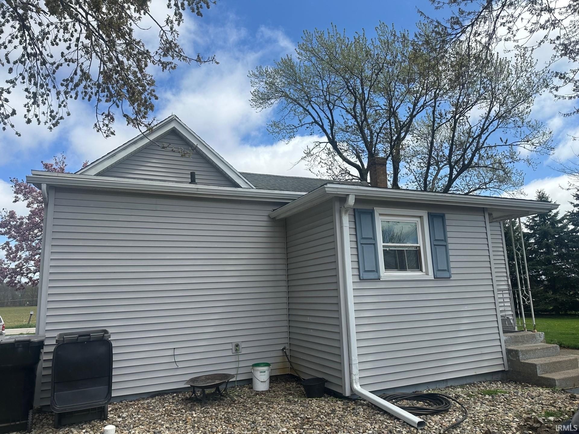 56763 Tulip Road New Carlisle, IN 46552 - Photo 4 of 12