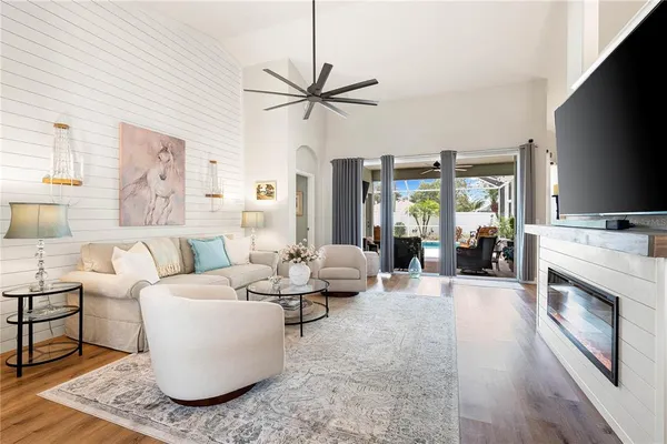 $599,900 | 6750 64th Terrace East, Bradenton, FL 34203