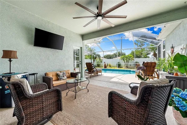 $599,900 | 6750 64th Terrace East, Bradenton, FL 34203