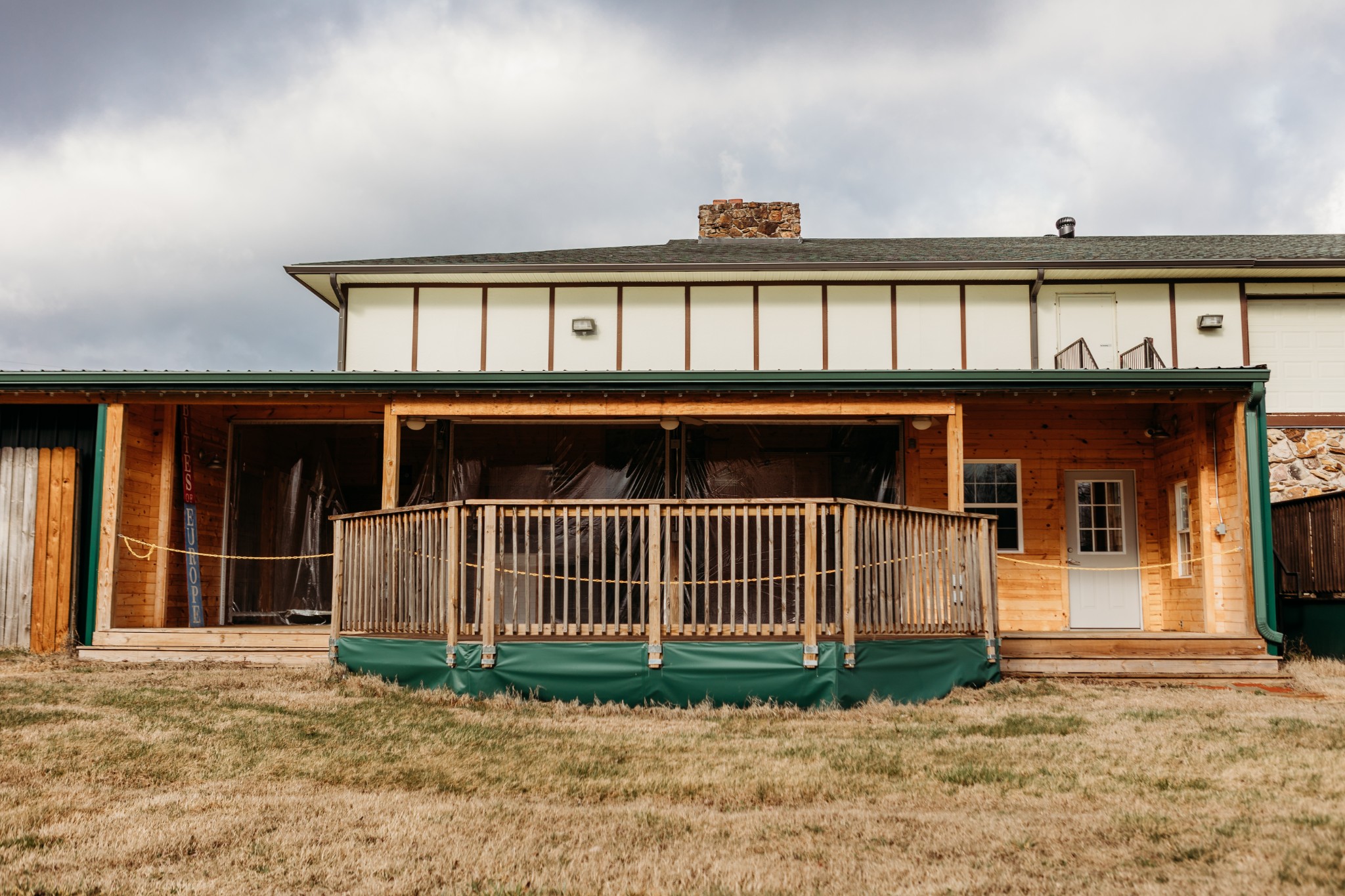 817 Interstate Drive Manchester, TN 37355 - Photo 17 of 38 a view of a house with a porch
