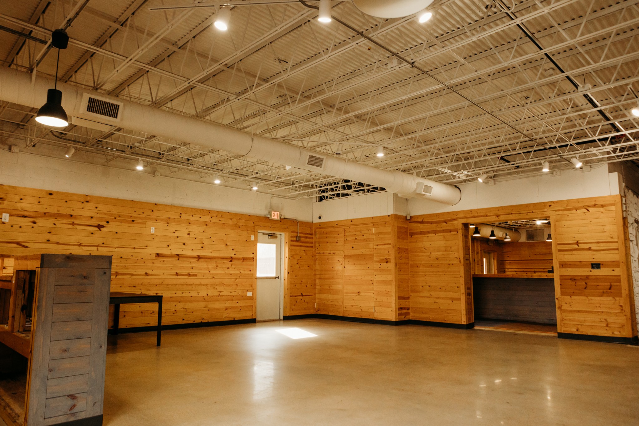 817 Interstate Drive Manchester, TN 37355 - Photo 4 of 38 a view of a water heater room