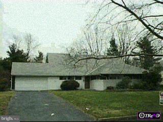 12 Spindletree Road Levittown, PA 19056 - Photo 1 of 1 Gallery Image 1