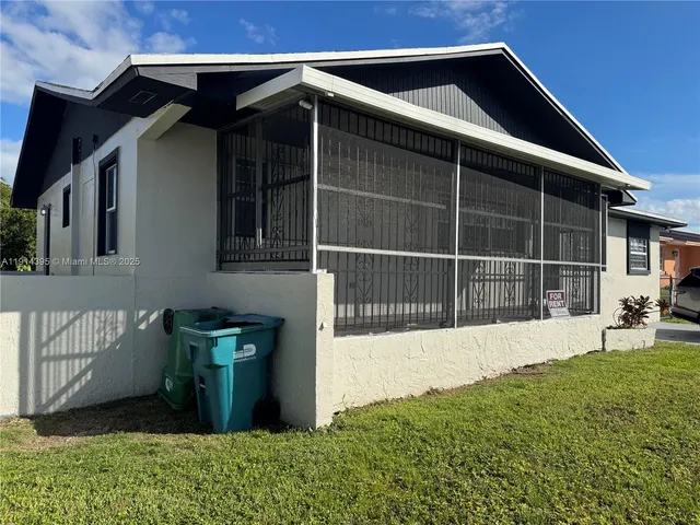 a view of outdoor space