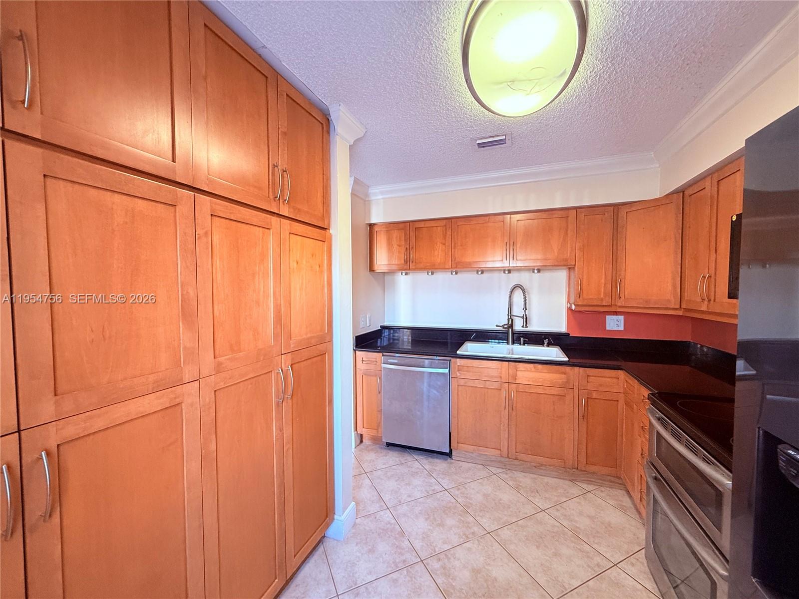 14832 Southwest 91st Terrace, Unit 14832 Miami, FL 33196 - Photo 6 of 39