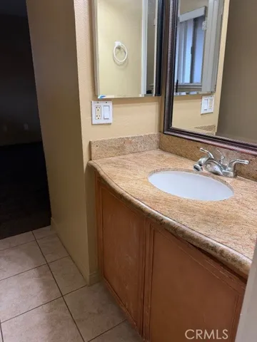 $2,400 | 1518 Border Avenue, Corona, CA 92882