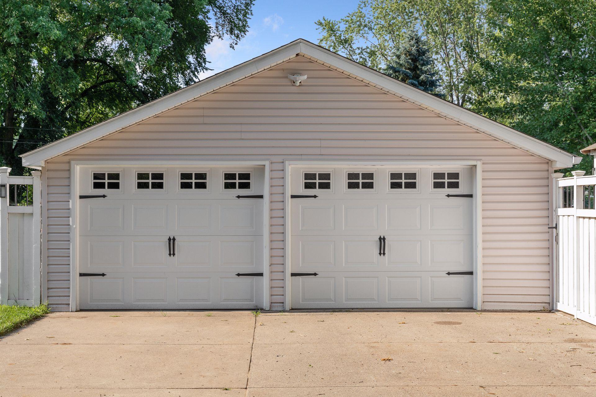 1770 Hillview Road Shoreview, MN 55126 - Photo 34 of 39 Gallery Image 34