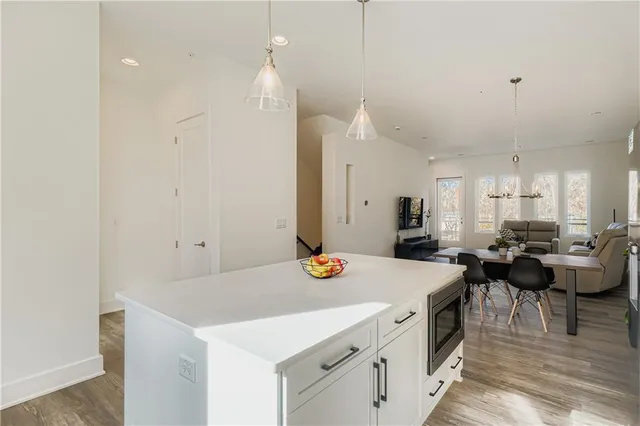 $4,300 | 1251 Chelsea Circle Northwest, Atlanta, GA 30318