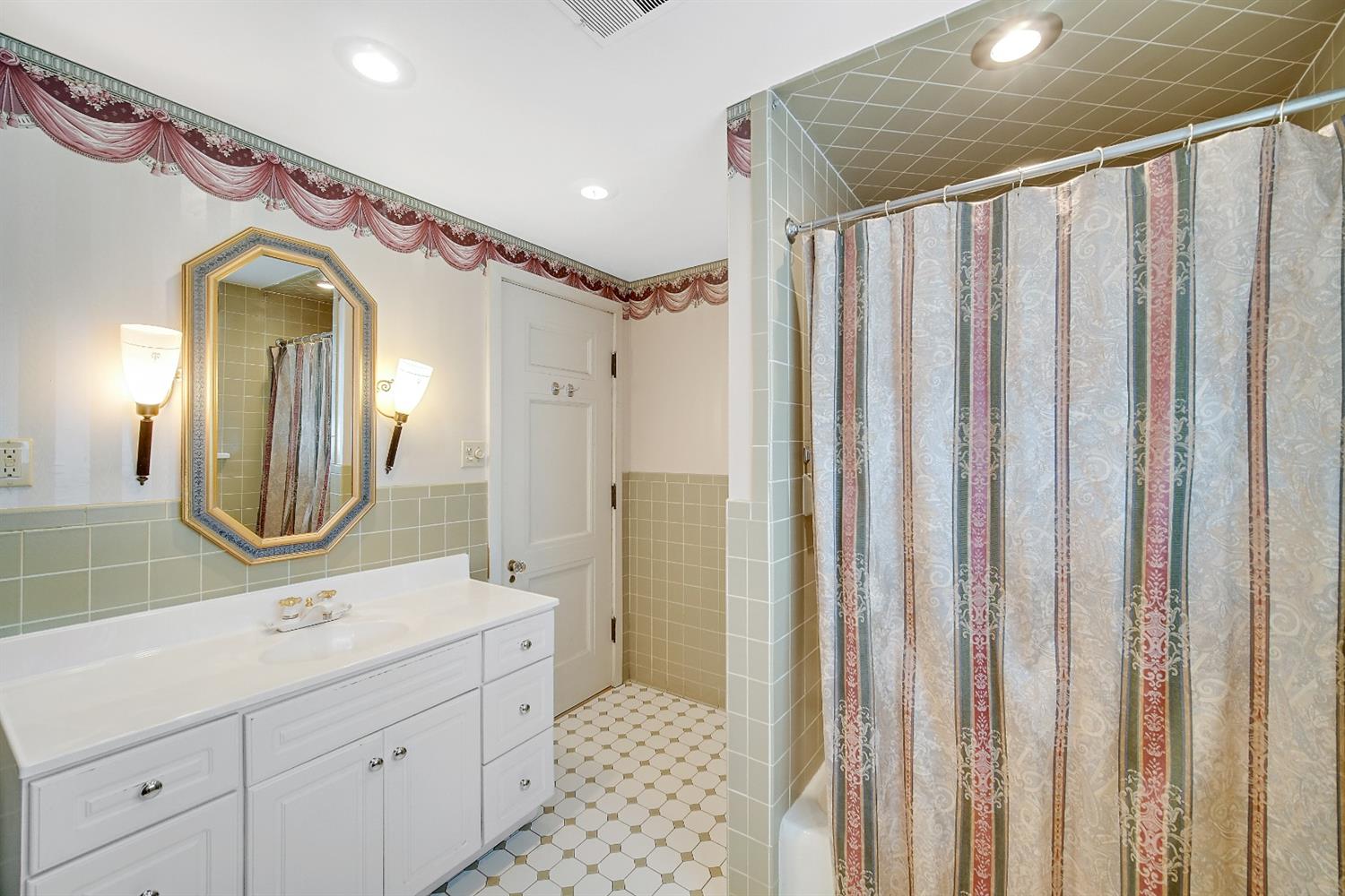 18 Glendale Park Hammond, IN 46320 - Photo 24 of 46 1500x1000