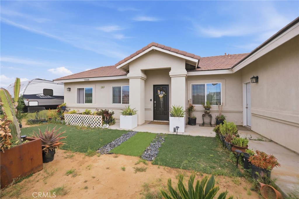 7180 Solano Road Phelan, CA 92371 - Photo 4 of 37