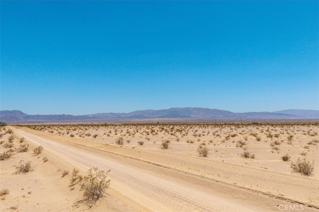 4461 Meriwether Road Twentynine Palms, CA 92277 - Photo 25 of 33