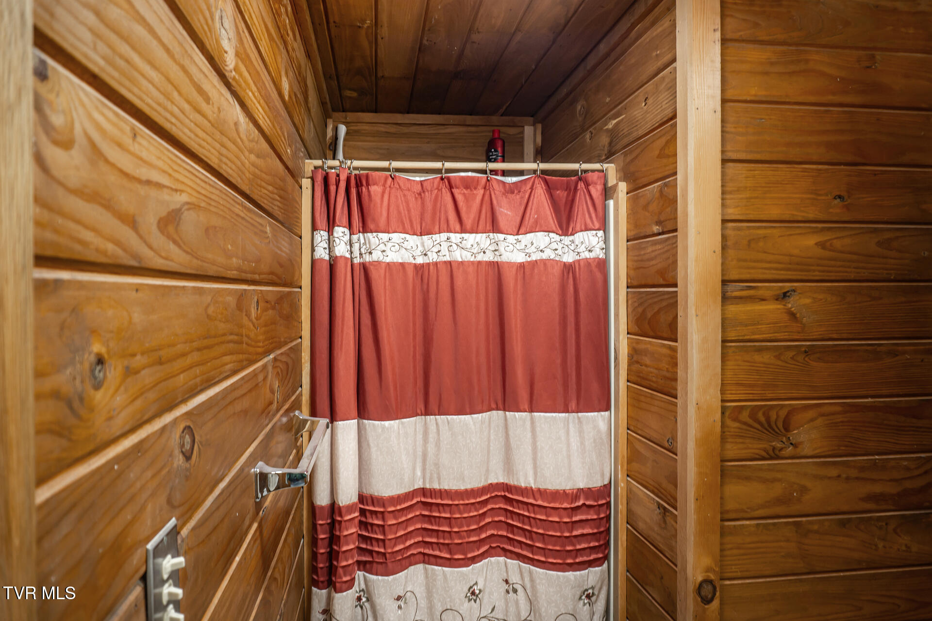 835 Pike Road Greeneville, TN 37745 - Photo 28 of 63 835PikeRdB_044