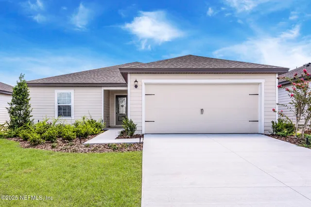 $327,900 | 3302 Mission Oak Place, Green Cove Springs, FL 32043