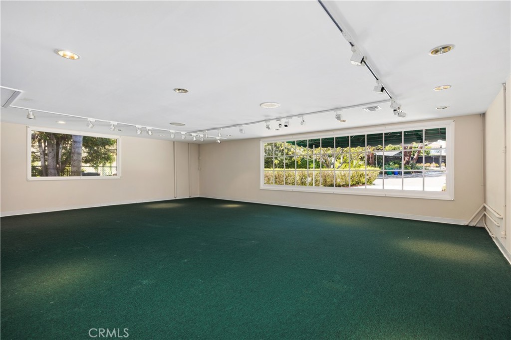 2086 Playa Road Carlsbad, CA 92009 - Photo 28 of 44 Approx. 1,000 foot Flex Space with Private Entry Private. Entrance and Bathroom.