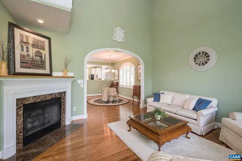 $375,000 | 26 East Pk Vw Drive, Staunton, VA 24401