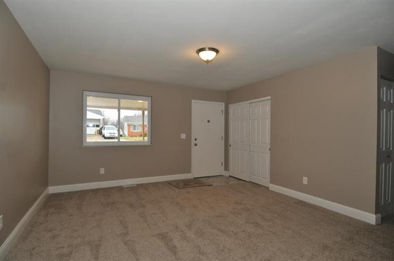 3727 Autumn Road Elsmere, KY 41018 - Photo 4 of 17