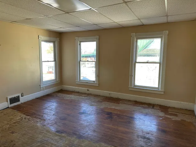 $75,000 | 1109 South Carroll Avenue, Freeport, IL 61032