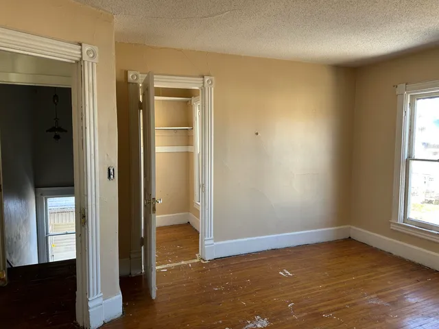 $75,000 | 1109 South Carroll Avenue, Freeport, IL 61032