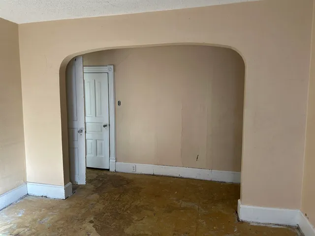 $75,000 | 1109 South Carroll Avenue, Freeport, IL 61032