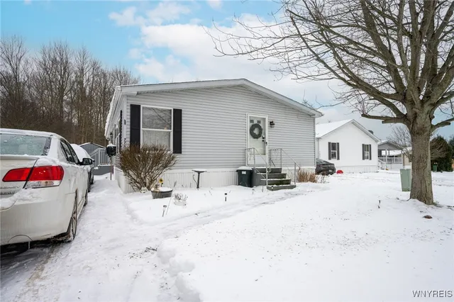 $96,300 | 771 Thomas Lane, Evans, NY 14006