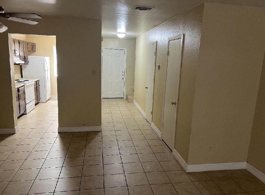 4695 Collier Street Beaumont, TX 77706 - Photo 5 of 7
