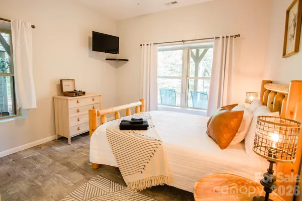 $799,000 | 11 Sugar Maple Drive, Black Mountain, NC 28711