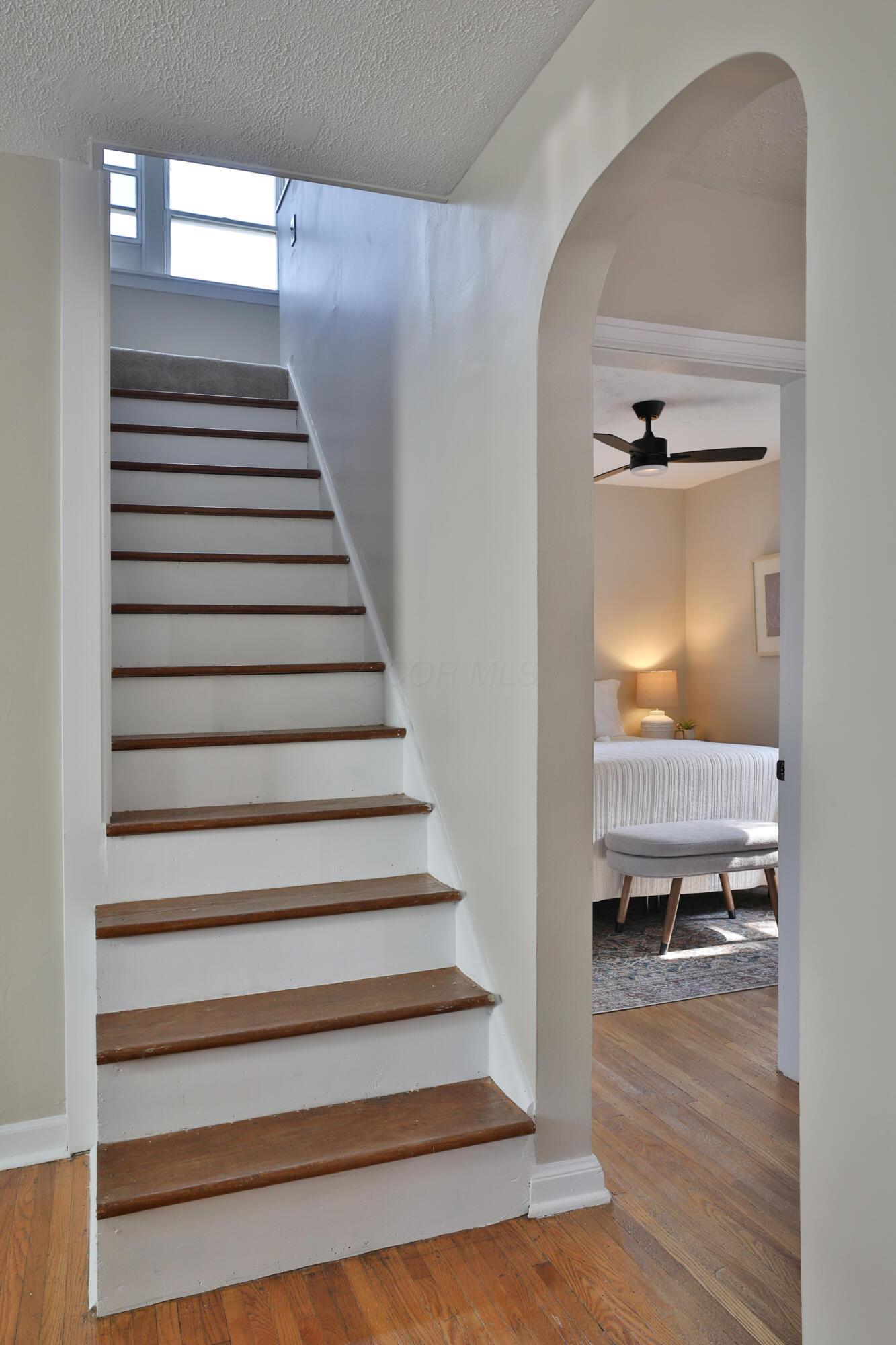 580 Tibet Road Columbus, OH 43202 - Photo 25 of 42 Stairs to Bedroom 1