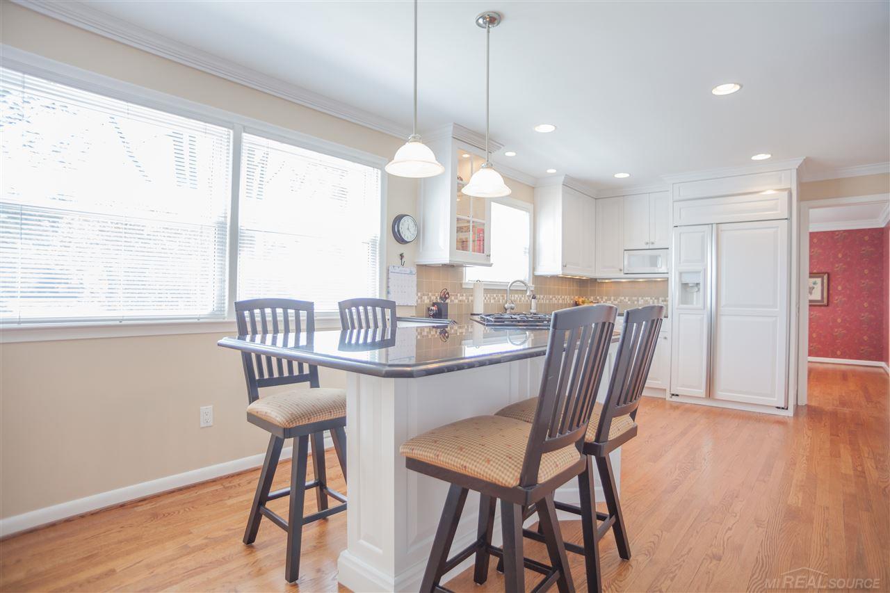 3795 Quarton Road Bloomfield Hills, MI 48302 - Photo 5 of 32
