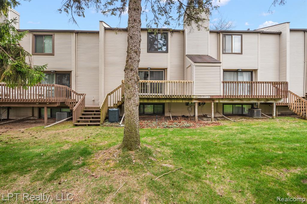 418 Willow Grove Lane Rochester Hills, MI 48307 - Photo 39 of 42