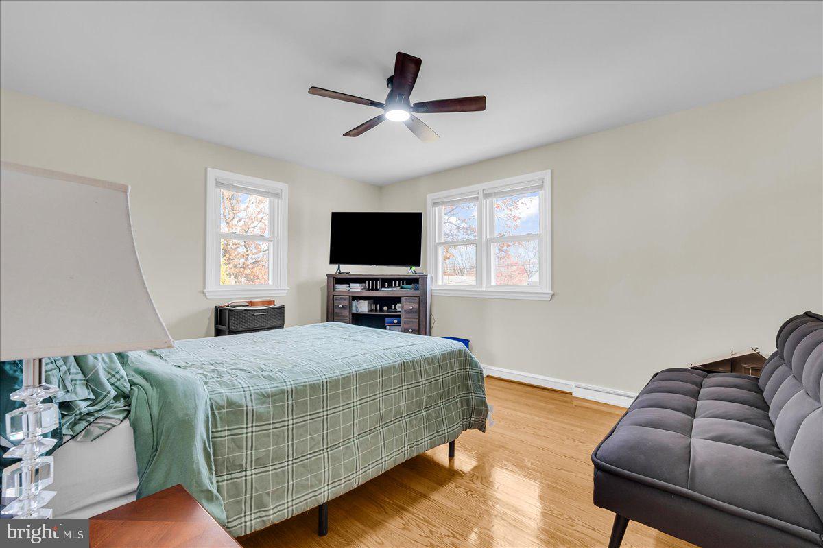 1909 Foulk Road Wilmington, DE 19810 - Photo 20 of 31 a living room with furniture and a flat screen tv