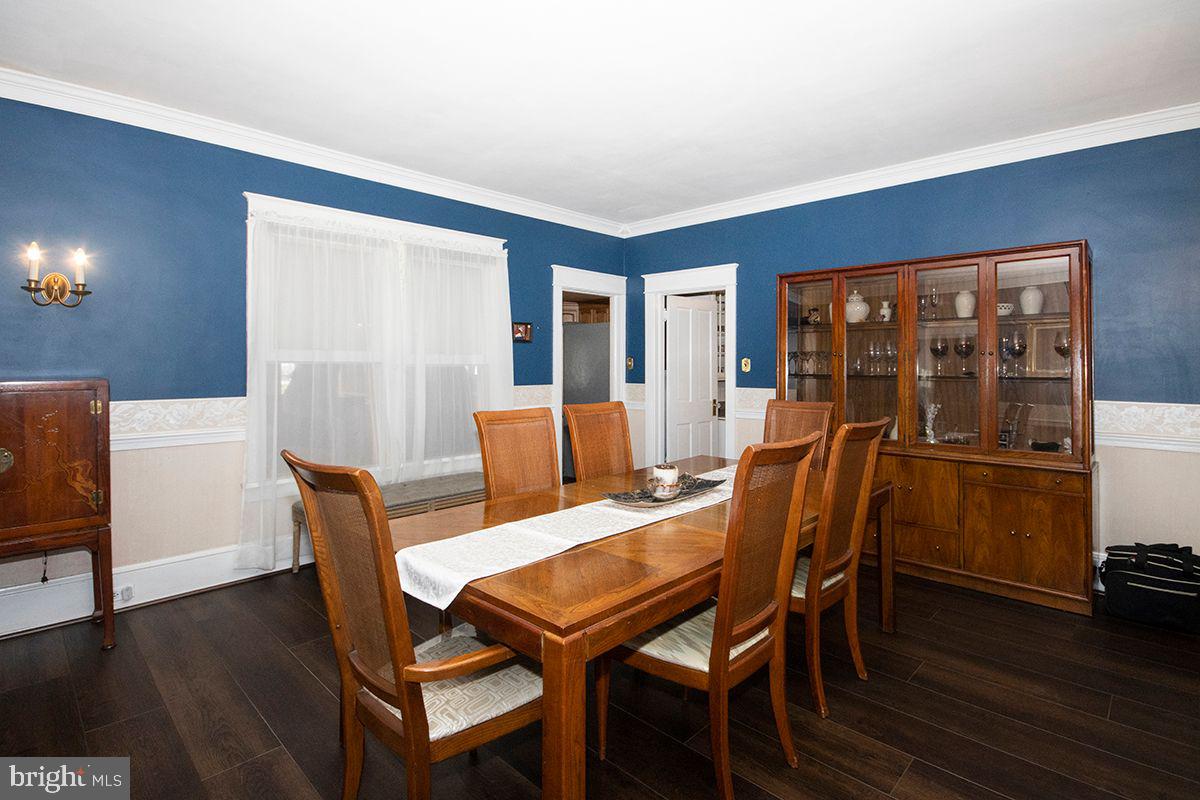 339 Central Avenue Hammonton, NJ 08037 - Photo 17 of 56 Dining Room: Upgraded Flooring, Finished Woodwork