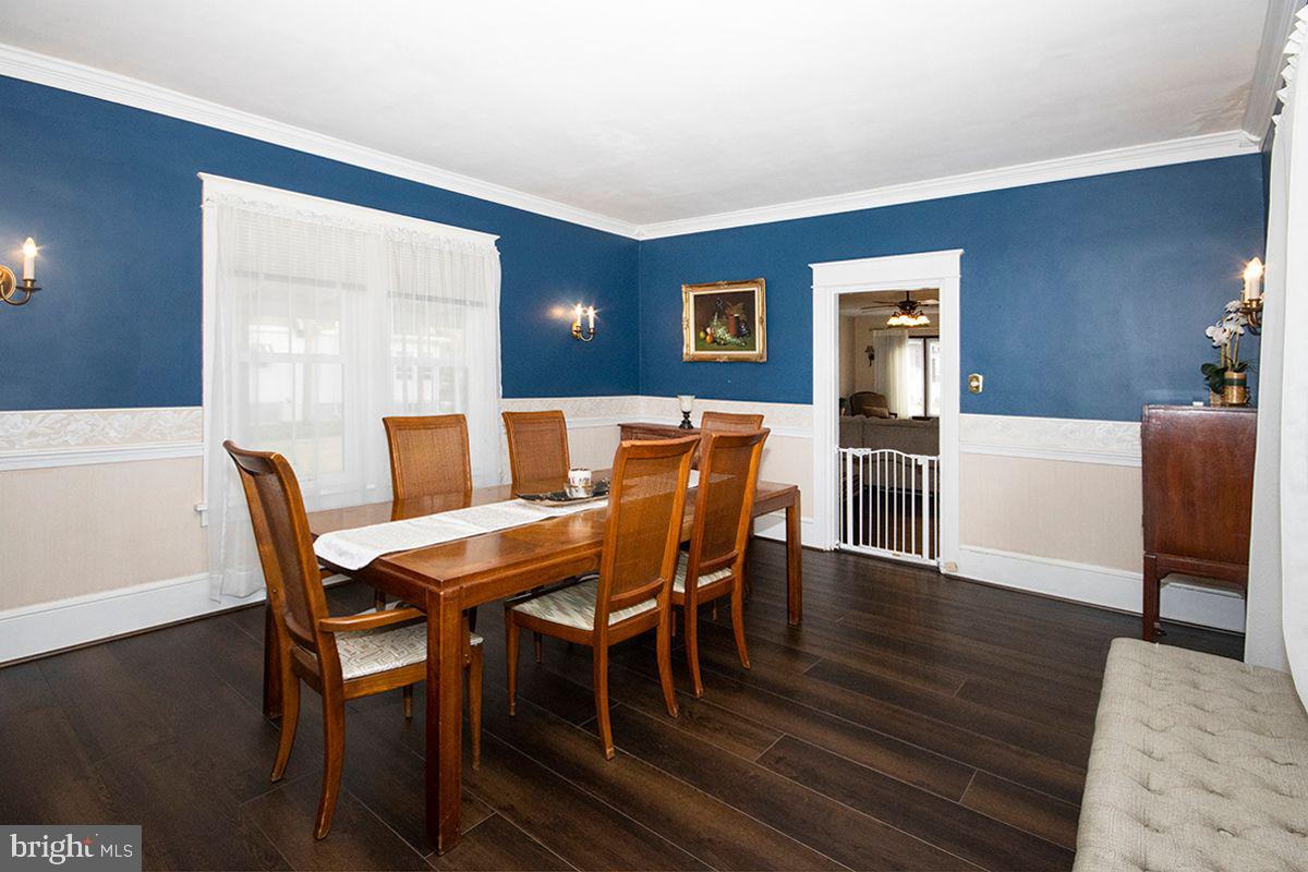 339 Central Avenue Hammonton, NJ 08037 - Photo 18 of 56 Dining Room: Upgraded Flooring, Finished Woodwork