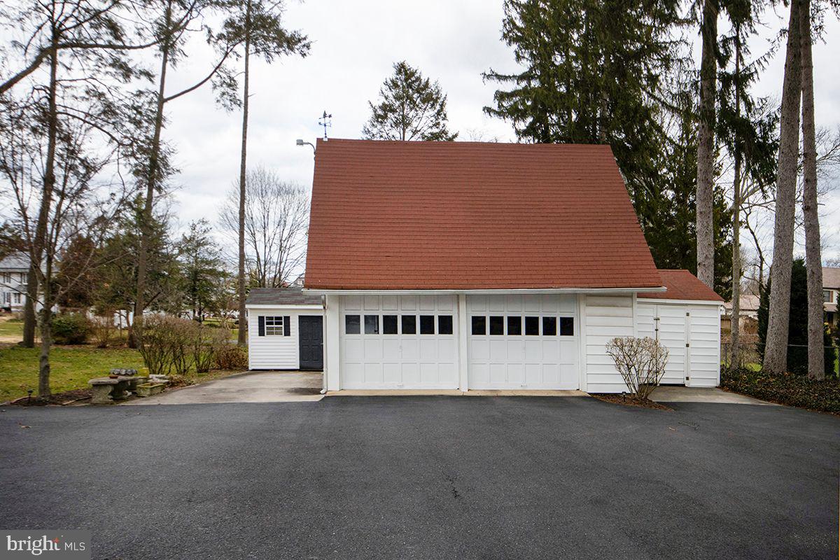 339 Central Avenue Hammonton, NJ 08037 - Photo 48 of 56 Two Car Detached garage