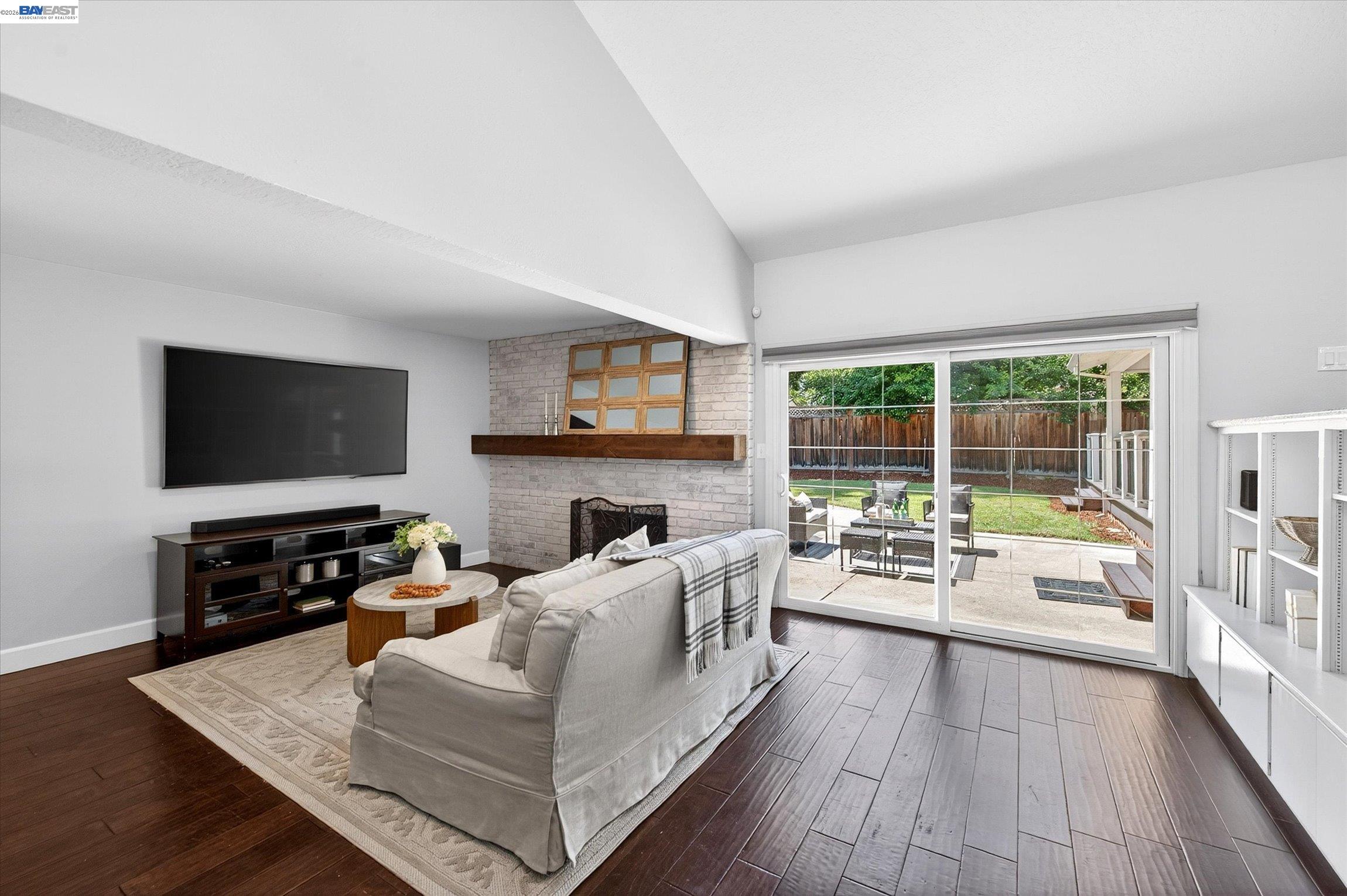 1434 Ridgewood Road Pleasanton, CA 94566 - Photo 24 of 72 Family room