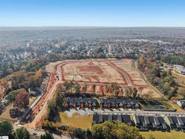 $899,900 | 40 Nivie Lane, Simpsonville, SC 29681