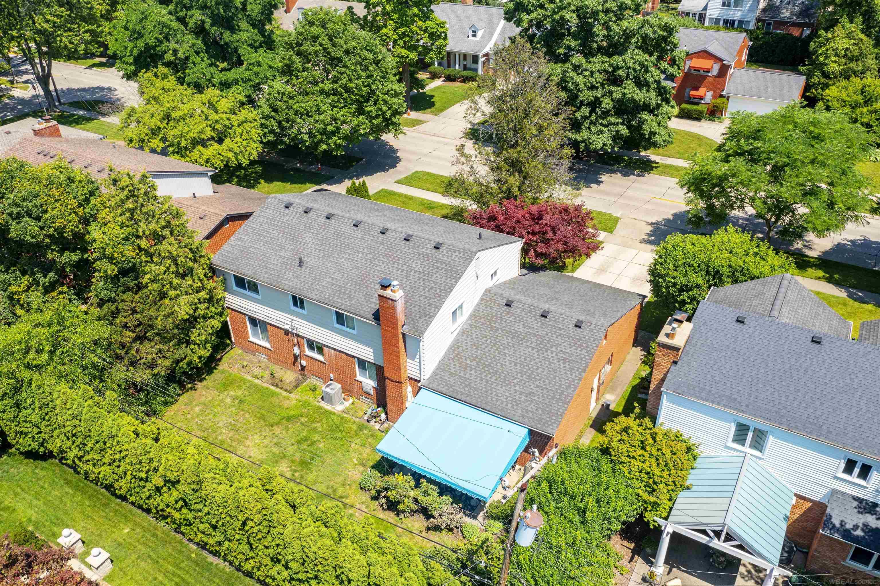 541 Cook Road Grosse Pointe Woods, MI 48236 - Photo 46 of 53