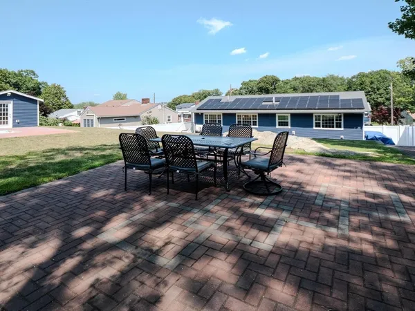 $980,000 | 11 Bacon Drive, Saugus, MA 01906