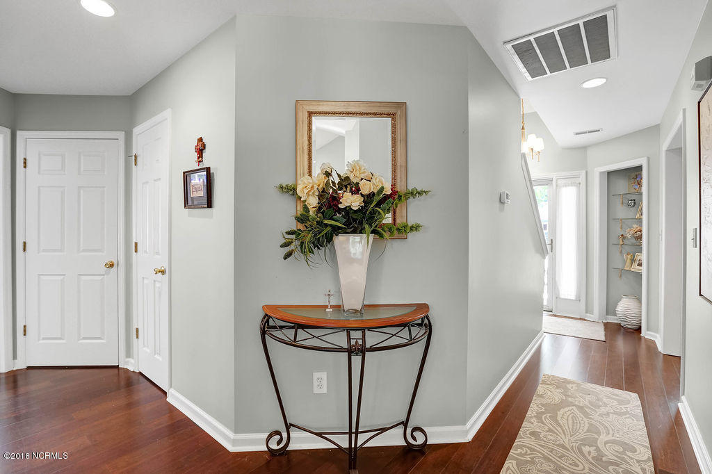 5002 Long Pointe Road Wilmington, NC 28409 - Photo 4 of 32 5002LongPointeRoad-04