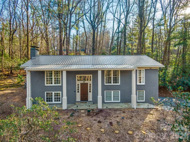 $625,000 | 2388 Hebron Road, Hendersonville, NC 28739