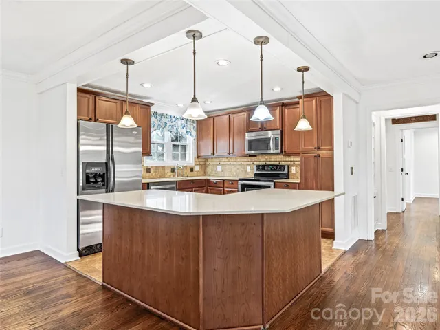 $625,000 | 2388 Hebron Road, Hendersonville, NC 28739