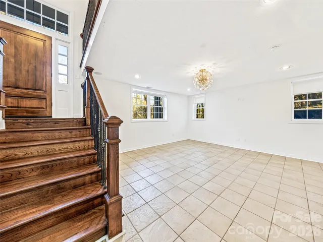 $625,000 | 2388 Hebron Road, Hendersonville, NC 28739