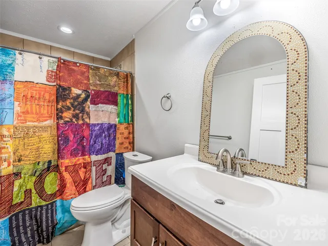 $625,000 | 2388 Hebron Road, Hendersonville, NC 28739