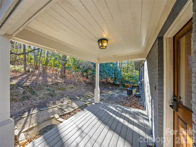 $625,000 | 2388 Hebron Road, Hendersonville, NC 28739