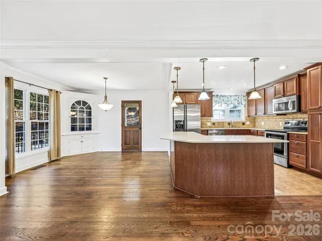 $625,000 | 2388 Hebron Road, Hendersonville, NC 28739