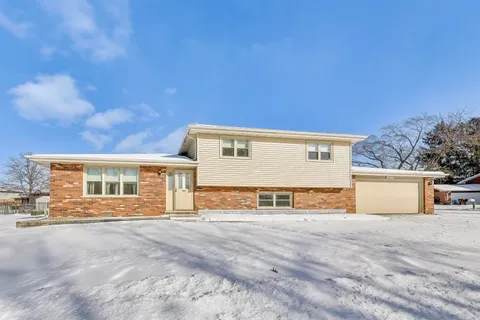 $344,900 | 10814 3rd Street, Mokena, IL 60448