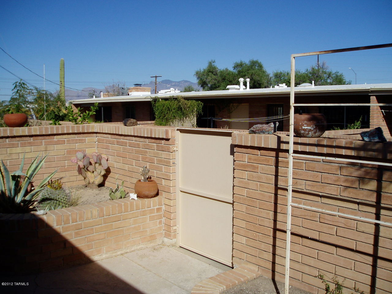 1926 West Anklam Road, Unit 15 Tucson, AZ 85745 - Photo 15 of 24 Gallery Image 15