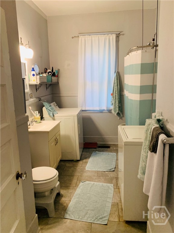 648 East 40th Street Savannah, GA 31401 - Photo 11 of 13
