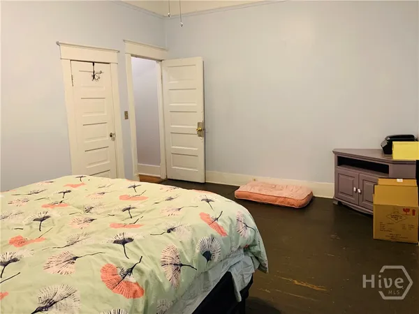 $1,700 | 648 East 40th Street, Savannah, GA 31401