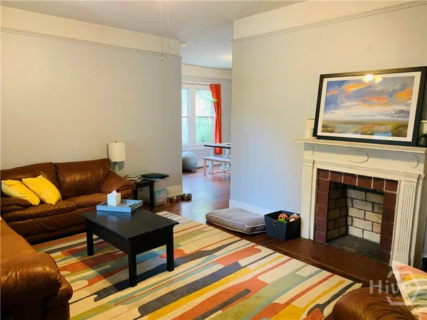 $1,700 | 648 East 40th Street, Savannah, GA 31401