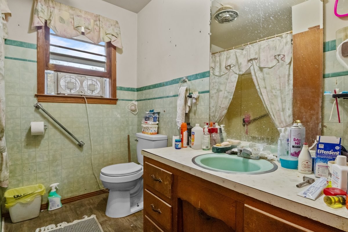1530 Herman Adams Road Cumberland City, TN 37050 - Photo 18 of 32 Gallery Image 18