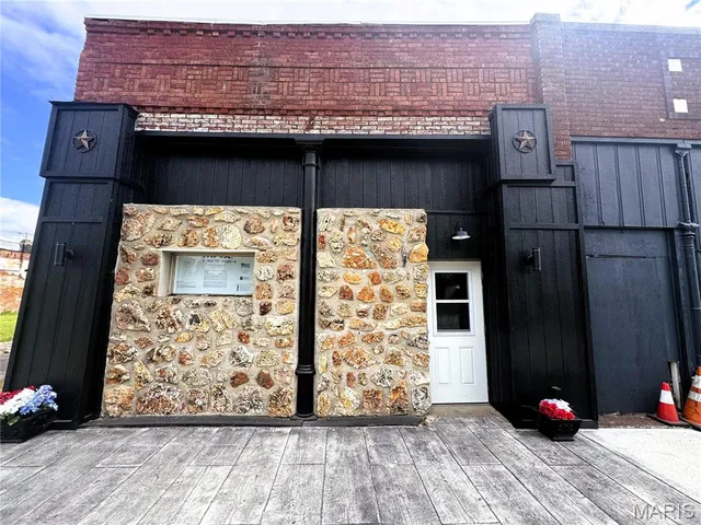 $89,000 | 423 State Street, La Belle, MO 63447